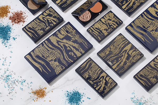 Compacts, Palettes & Kits